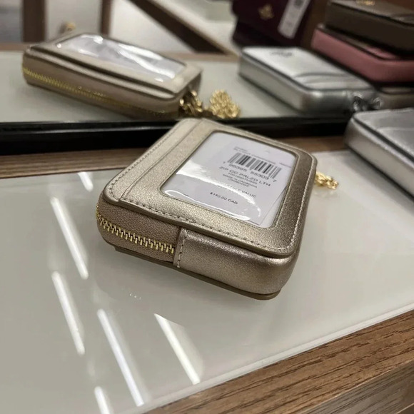 ZIP CARD CASE (COACH CW890) GOLD/LIGHT CHAMPAGNE - Picture 5 of 9